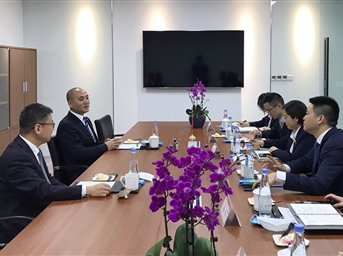 协会领导调研指导秘书处工作并为协会办公新址揭牌