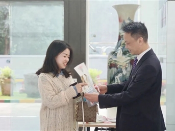 罗浮女神节｜以花之礼献给最美的您